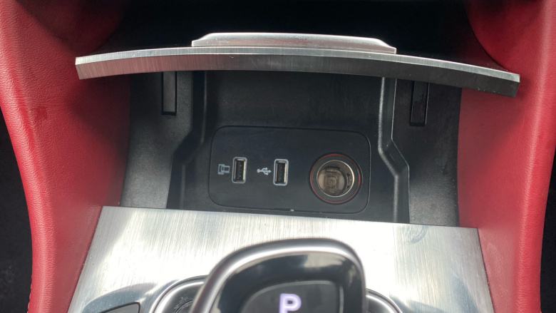 MG HS 1.5 T-GDI Trophy 5dr DCT Petrol Hatchback